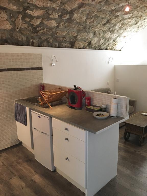 Ferienwohnung La Grotte La Garde-Adhémar Exterior foto