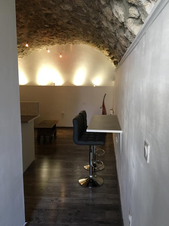 Ferienwohnung La Grotte La Garde-Adhémar Exterior foto